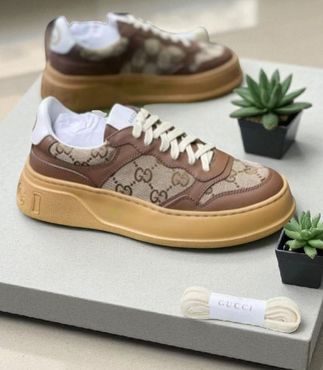 GUCCI Sneakers in pelle e tela GG Unisex