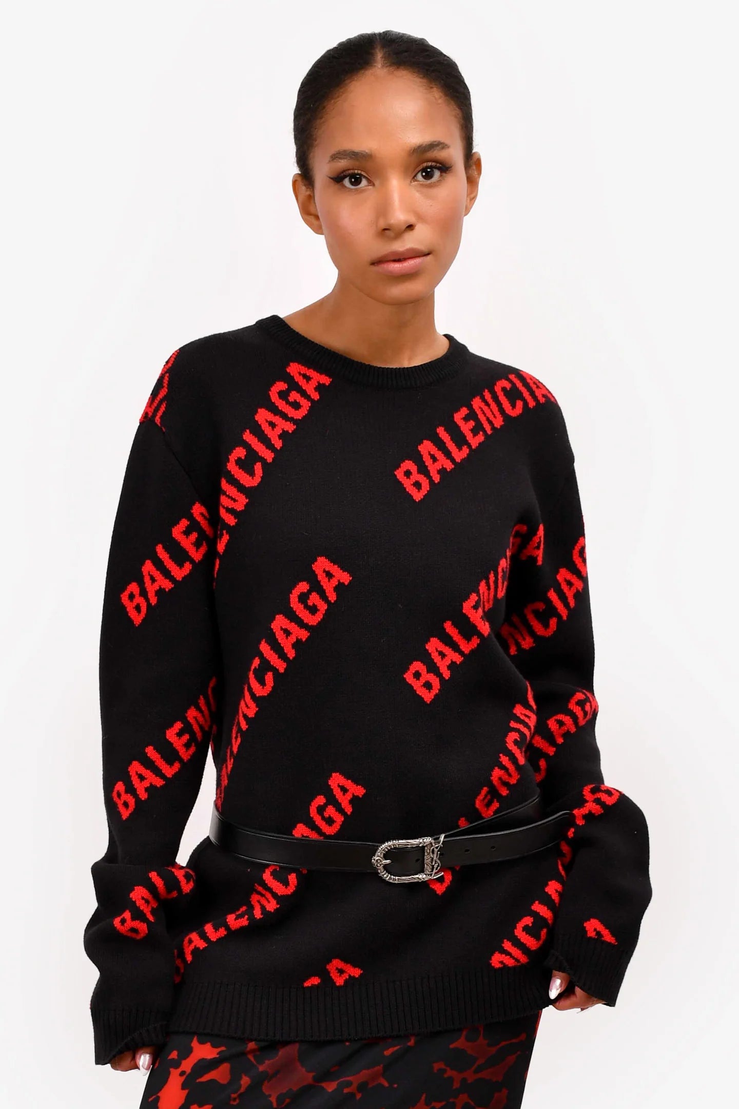 Maglione Balenciaga in lana con stampa integrale e logo Unisex