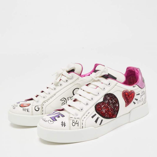 Dolce & Gabbana Sneakers basse in pelle bianca con toppa ricamata, Da Donna