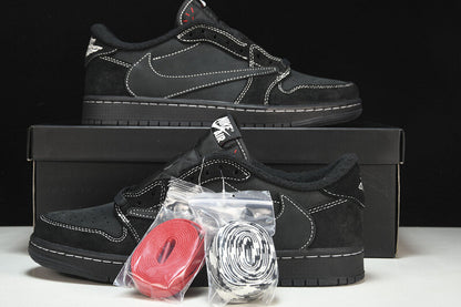 Jordan 1 Retro Low OG SP Travis Scott Vari Colori